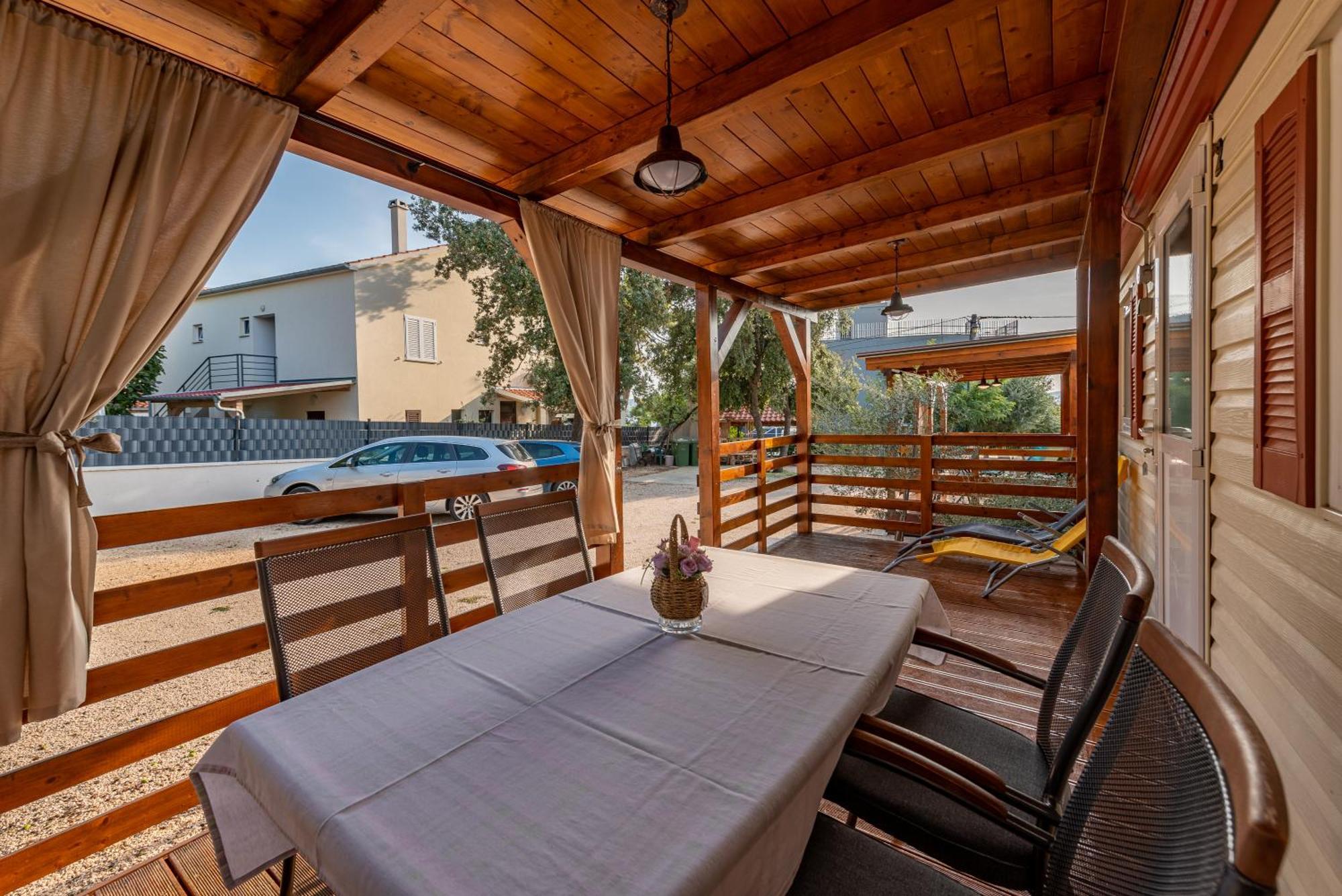 Camp Mrkva Mobile Homes With Pool Sukošan Extérieur photo